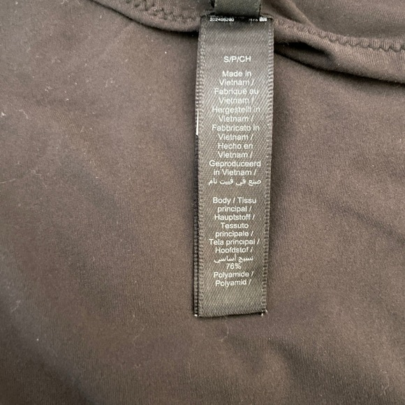 Skims Girl Kids Black Activewear Camisole Tank Top Shelf Bra Small S/P/CH - Picture 4 of 6